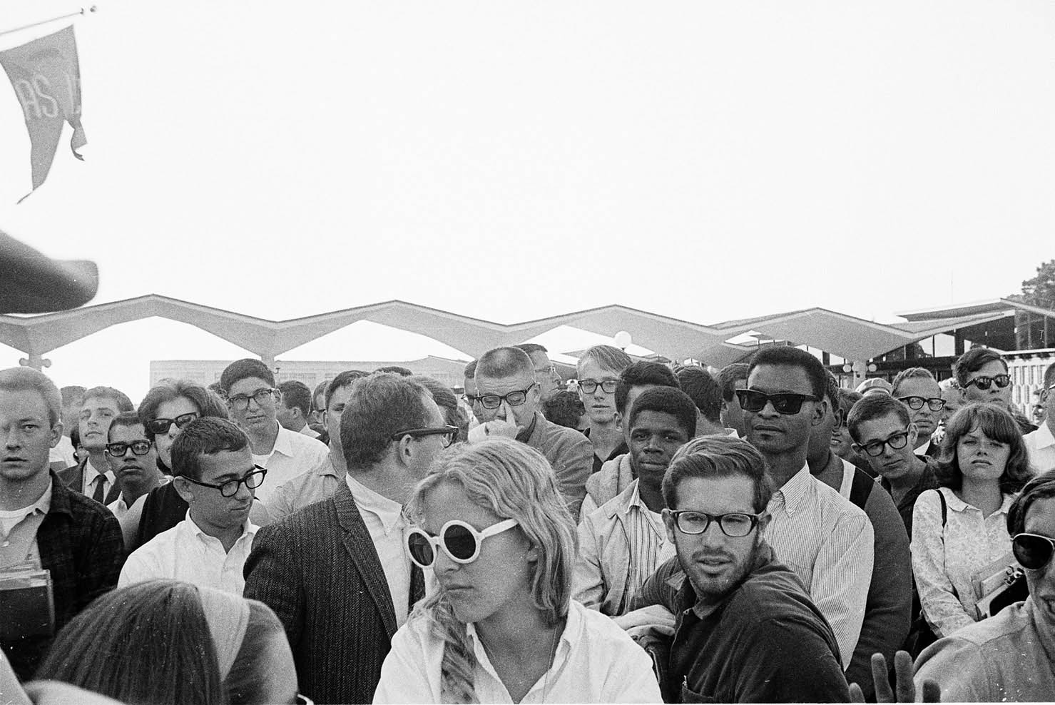 Steven Marcus, The Crowd in Sproul Plaza 10-1-1964